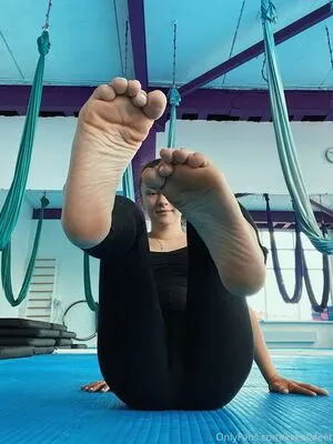 k.flexiblefeet / kseniafeet фото голая #0145