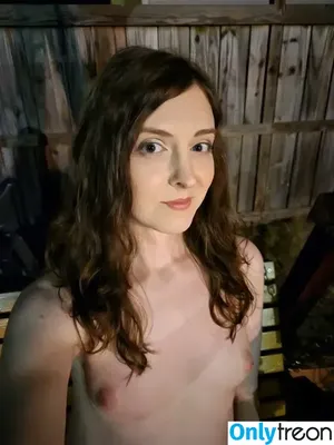  nude photo #0005