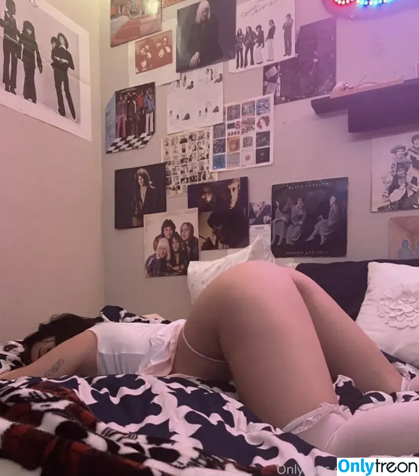 k80fugazi nude photo #0032 (k80fugazi)