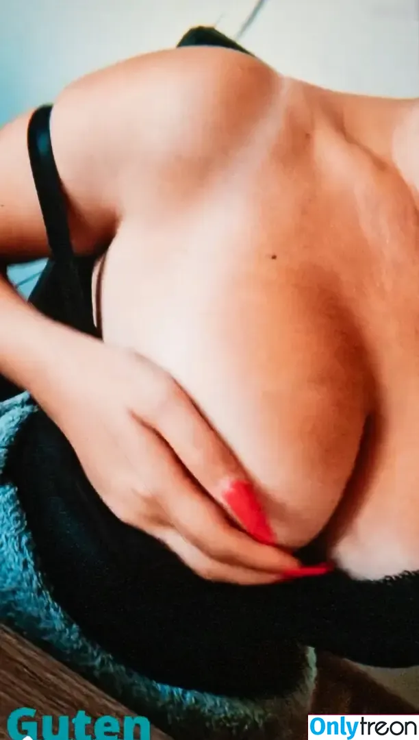 Kaaathastropheee nude photo #0067 (Kaaathastropheee)