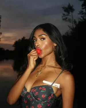 Kaaviya Sambasivam / kaavikiwi nude photo #0057