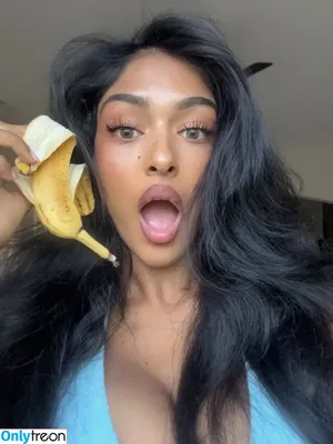 Kaaviya Sambasivam / kaavikiwi nude photo #0095