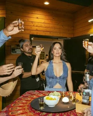 Kacey Musgraves / heavenlyyhazel / spaceykacey nude photo #0134