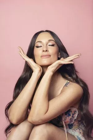 Kacey Musgraves / heavenlyyhazel / spaceykacey nude photo #0176