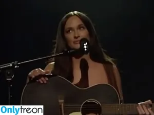 Kacey Musgraves / heavenlyyhazel / spaceykacey nude photo #0295