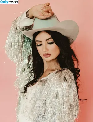 Kacey Musgraves / heavenlyyhazel / spaceykacey фото голая #0350