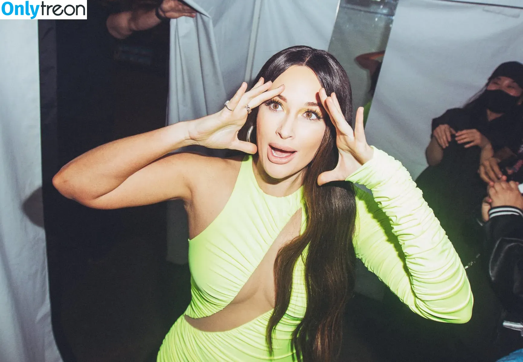 Kacey Musgraves голая photo #0006 (spaceykacey)