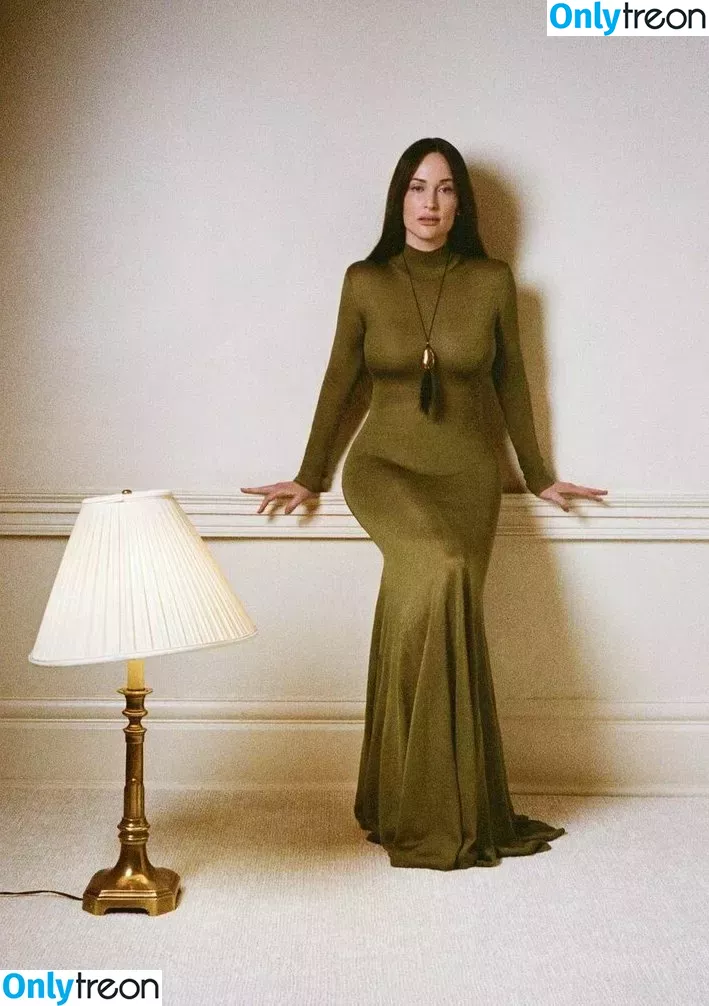 Kacey Musgraves nude photo #0052 (heavenlyyhazel / spaceykacey)