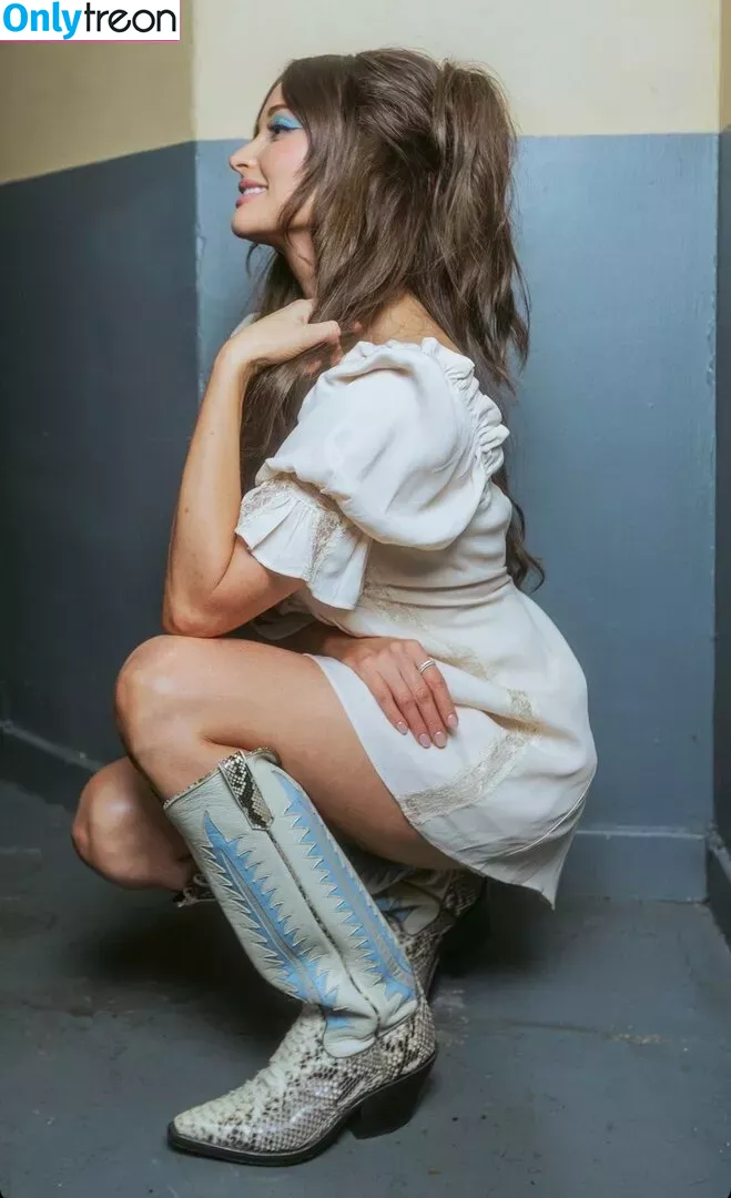 Kacey Musgraves голая photo #0064 (heavenlyyhazel / spaceykacey)