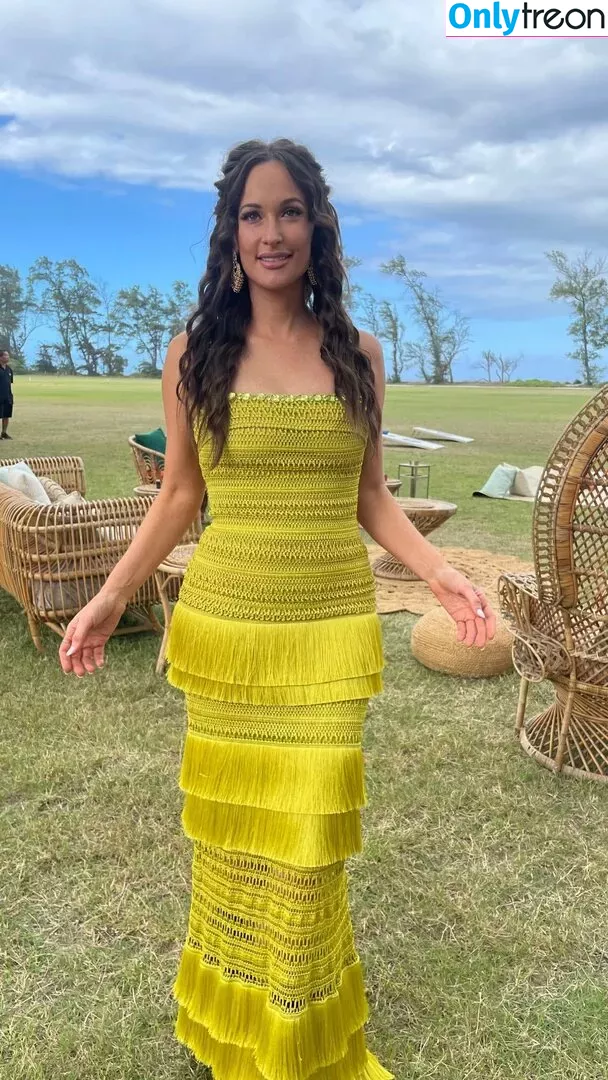 Kacey Musgraves nude photo #0163 (heavenlyyhazel / spaceykacey)
