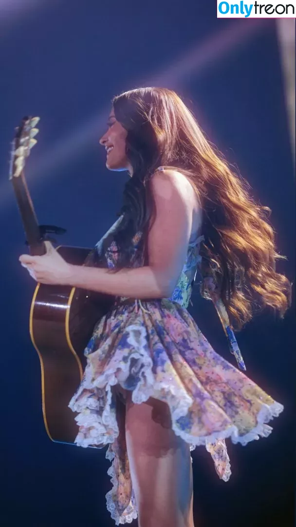 Kacey Musgraves nude photo #0179 (heavenlyyhazel / spaceykacey)