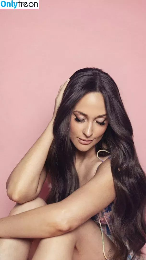 Kacey Musgraves nude photo #0180 (heavenlyyhazel / spaceykacey)