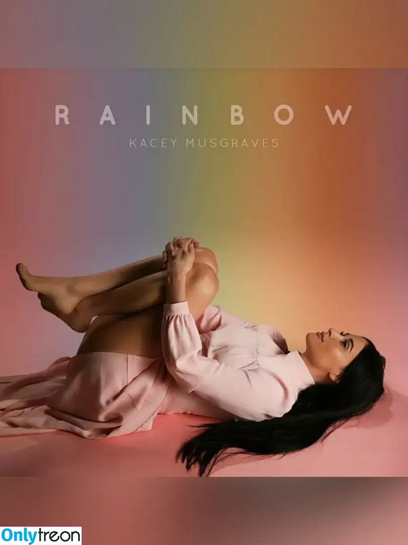 Kacey Musgraves nude photo #0290 (heavenlyyhazel / spaceykacey)