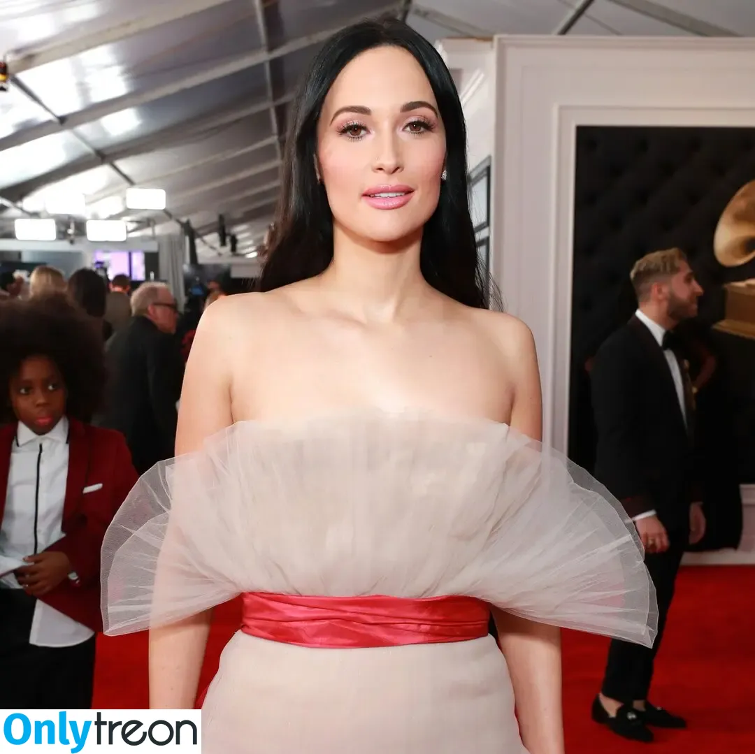 Kacey Musgraves голая photo #0308 (heavenlyyhazel / spaceykacey)