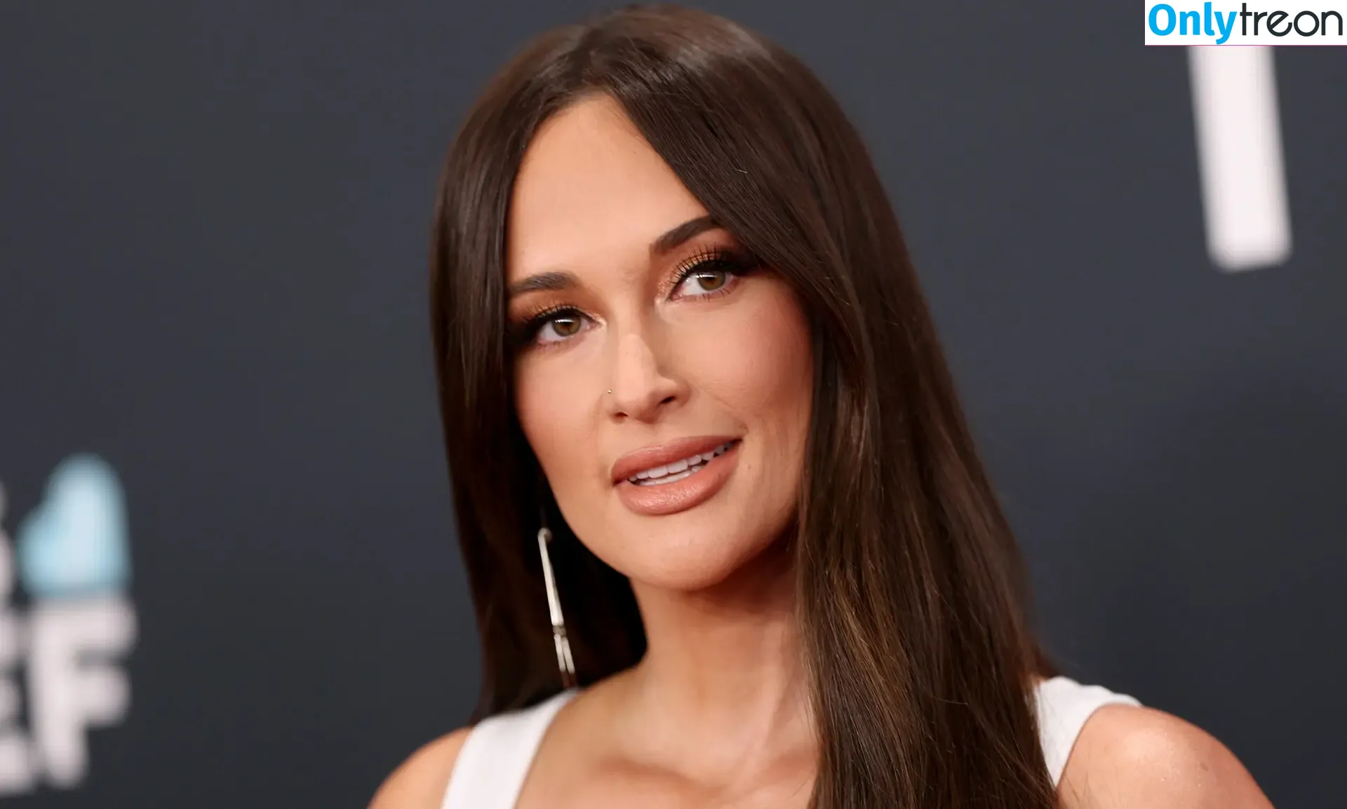 Kacey Musgraves голая photo #0329 (heavenlyyhazel / spaceykacey)