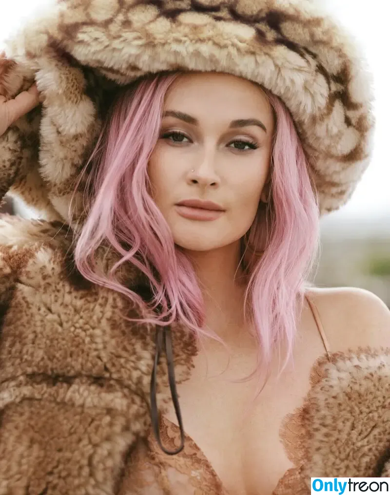 Kacey Musgraves голая photo #0332 (heavenlyyhazel / spaceykacey)