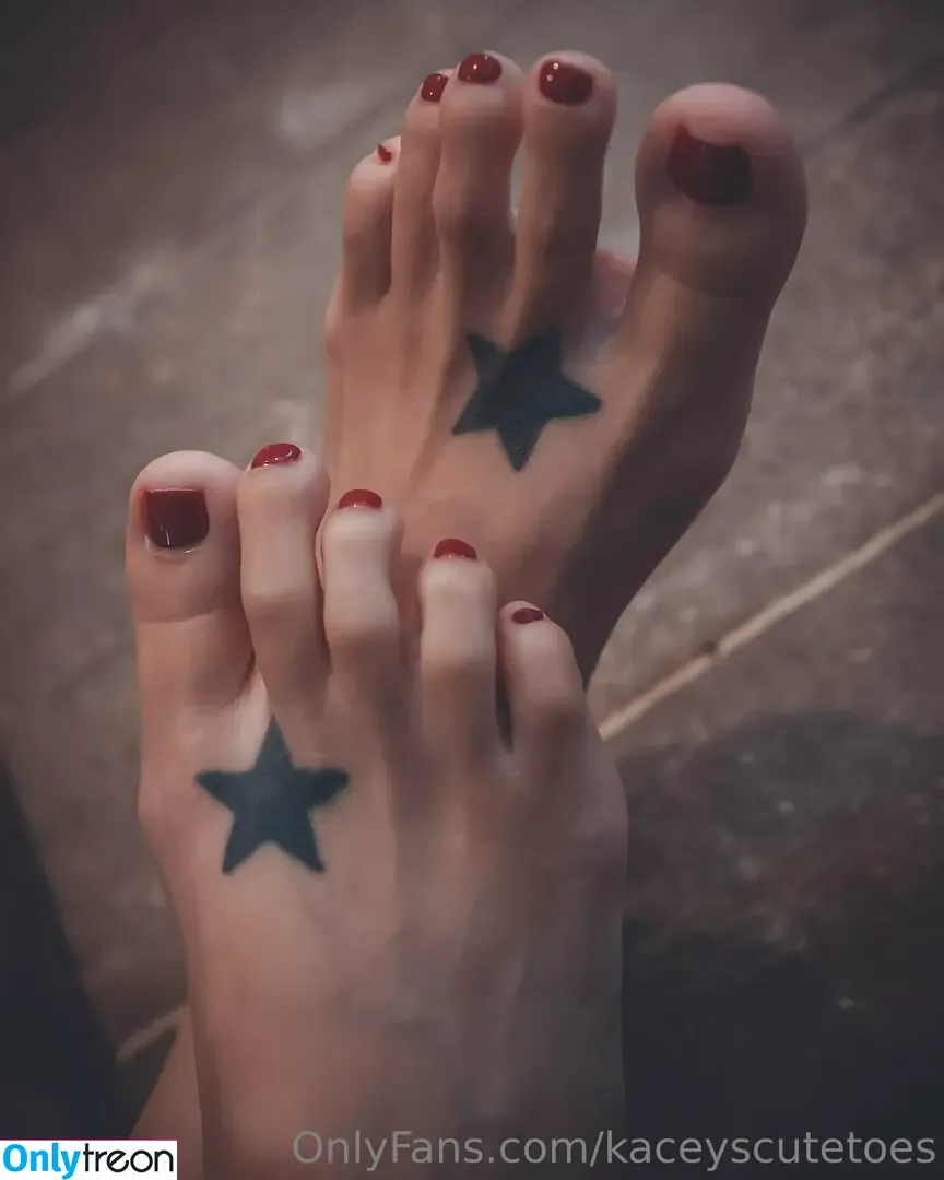kaceyscutetoes nude photo #0002 (kaceyknits)