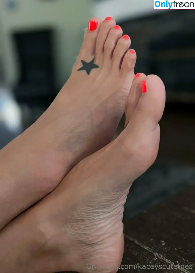 kaceyscutetoes nude photo #0024 (kaceyknits)