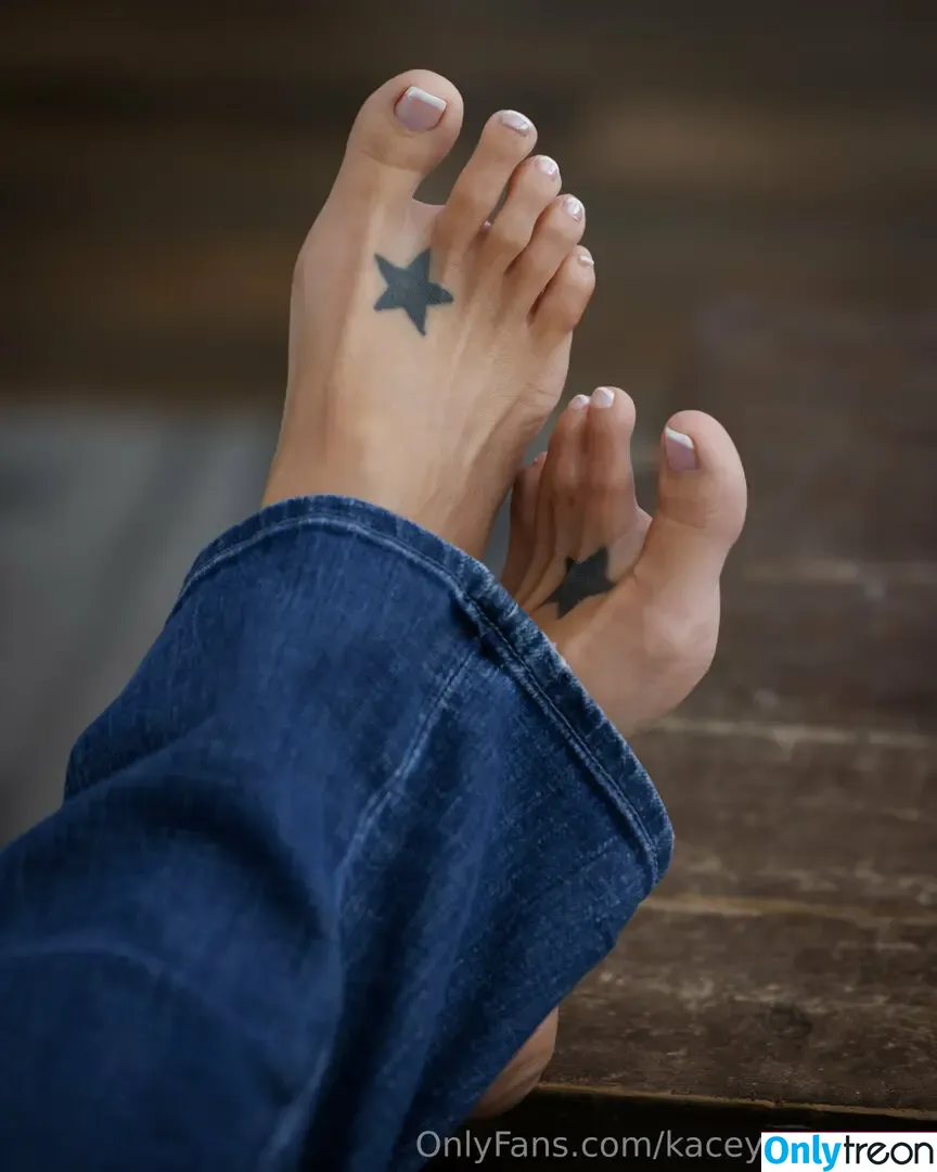 kaceyscutetoes nude photo #0045 (kaceyknits)
