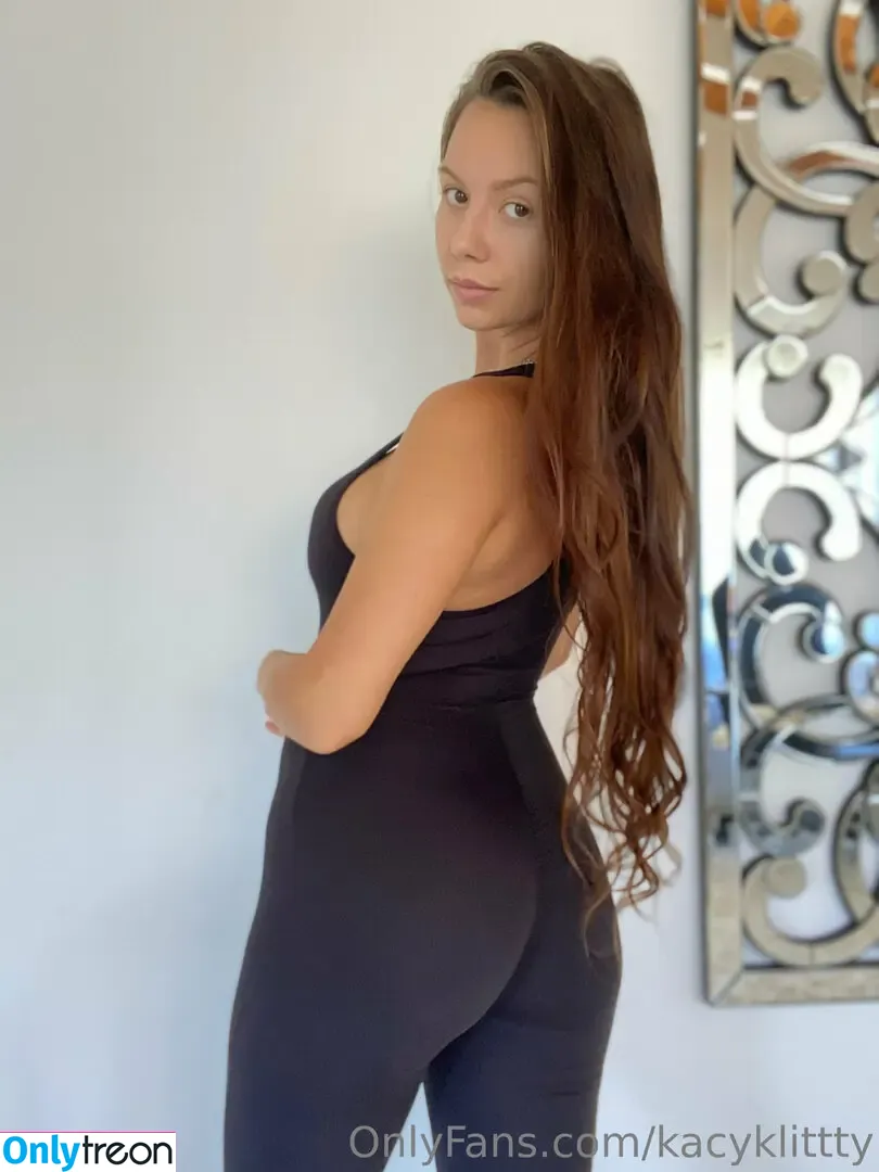kacyklittty nude photo #0027 (kacyk_litty)