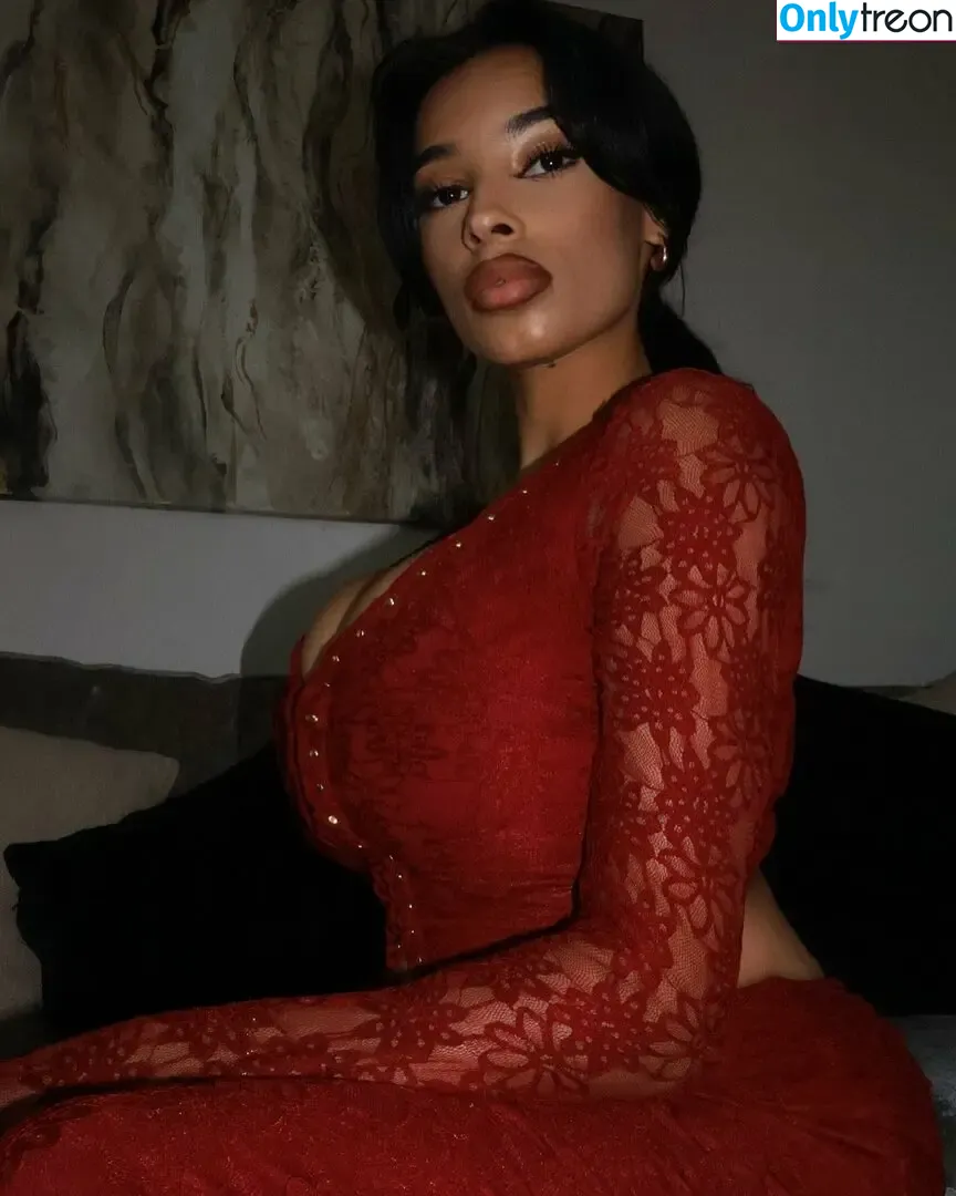 Kadelle Samuals nude photo #0031 (Kadellesamuals_)