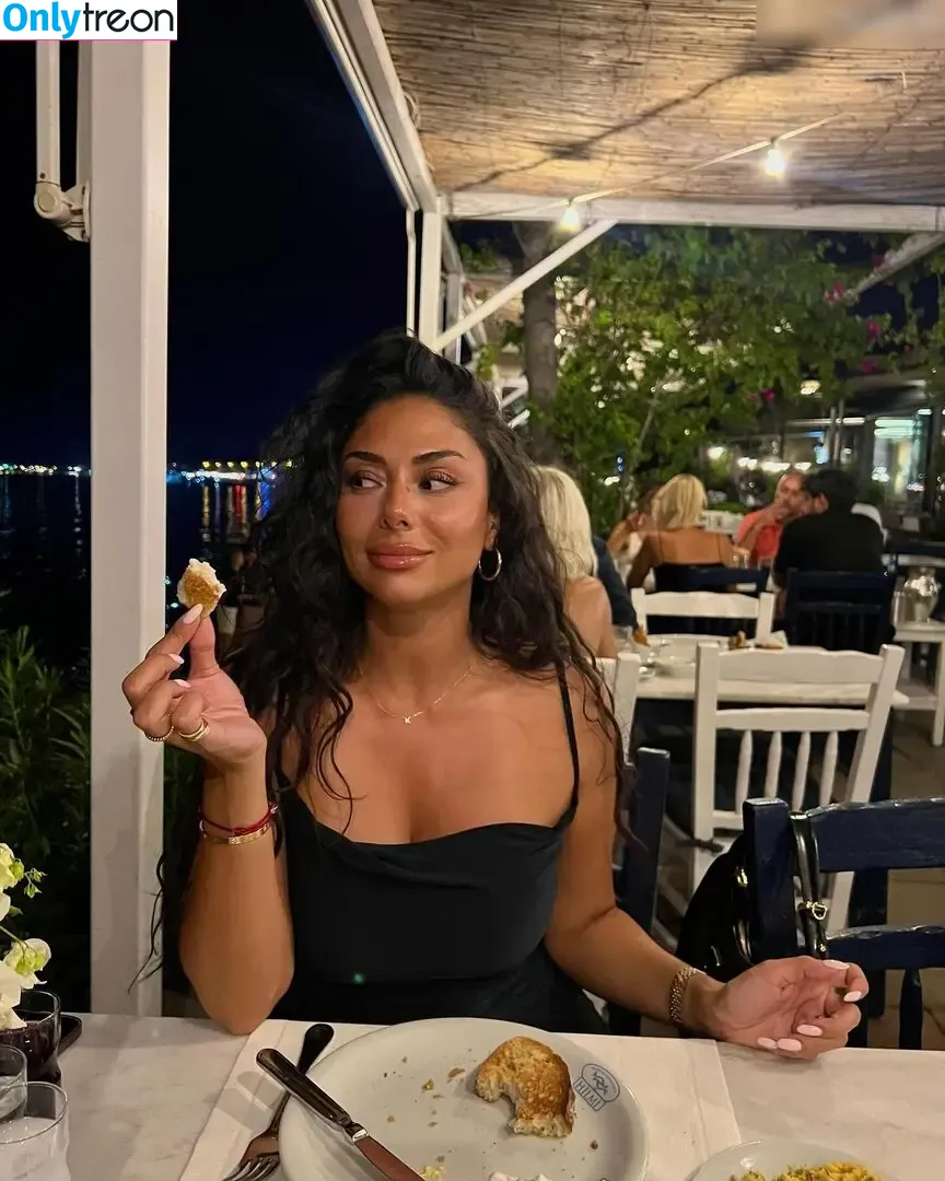 Kaderimxx nude photo #0024 (Kaderimxx)
