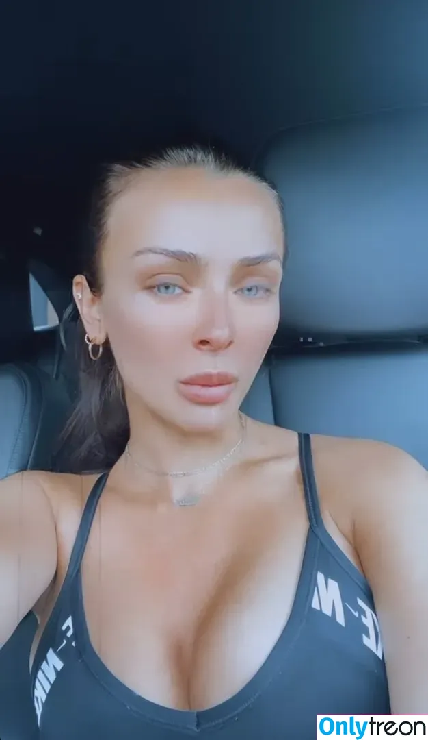 Kady McDermott голая photo #0026 (kadymcdermott)