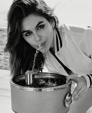 Kaia Gerber / KaiaGerber фото голая #0137