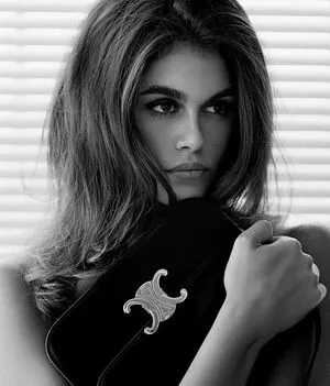 Kaia Gerber / KaiaGerber фото голая #0204