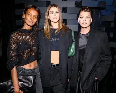 Kaia Gerber / KaiaGerber фото голая #0251