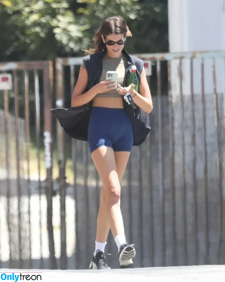 Kaia Gerber голая photo #0064 (KaiaGerber)