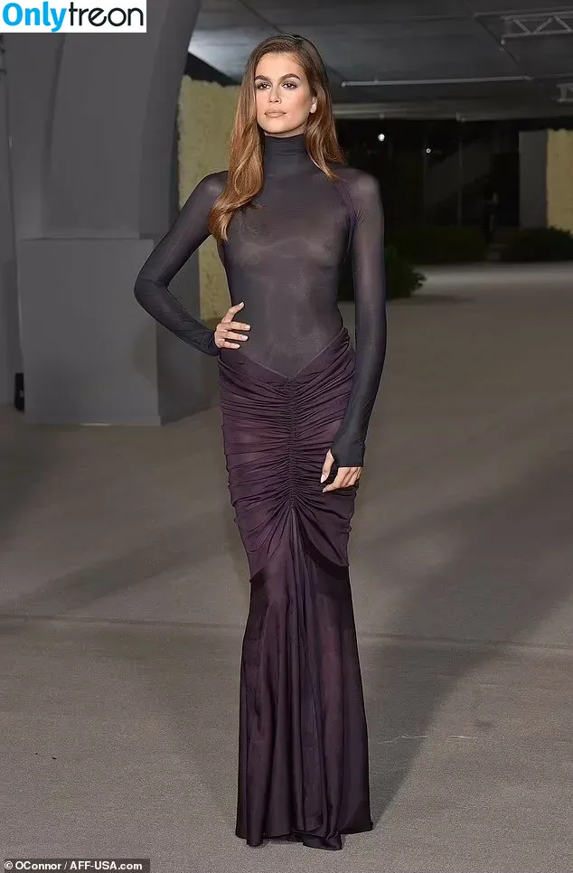 Kaia Gerber голая photo #0076 (KaiaGerber)