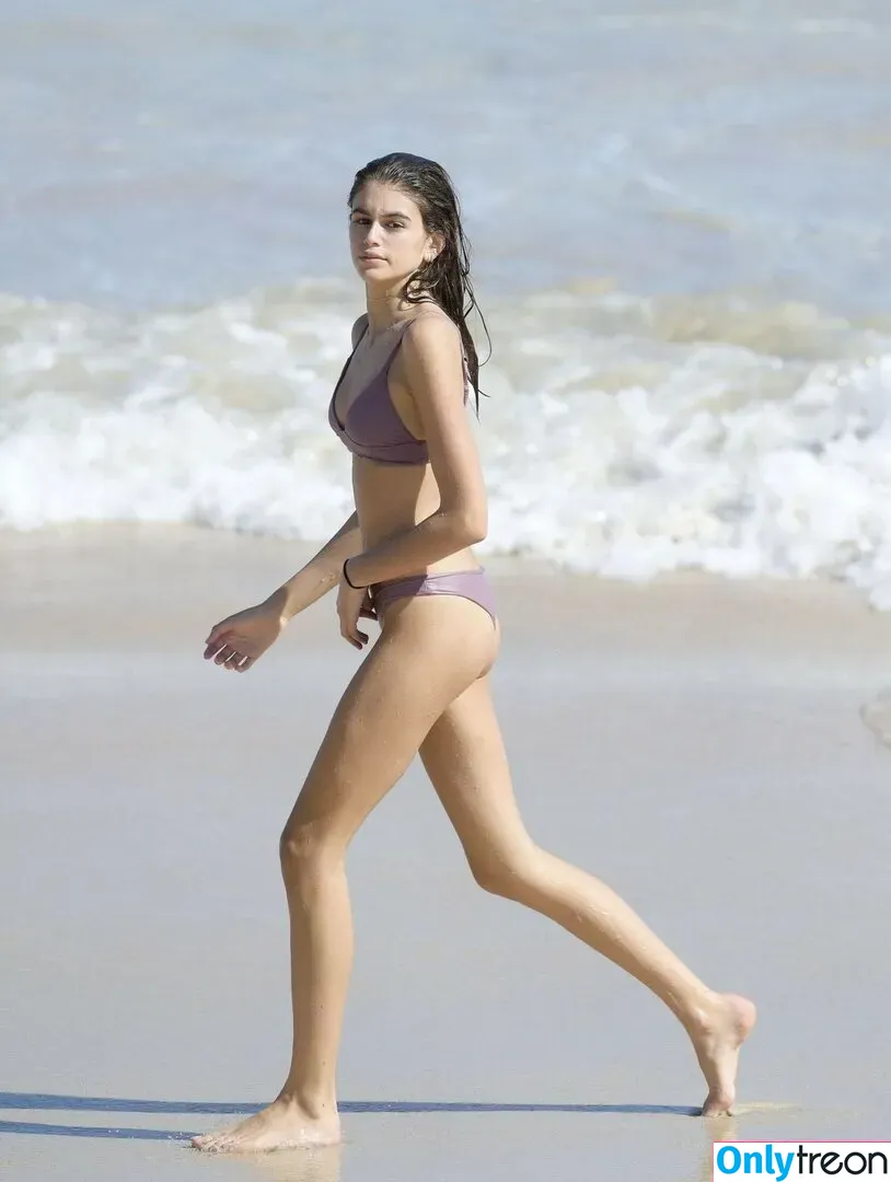 Kaia Gerber голая photo #0078 (KaiaGerber)