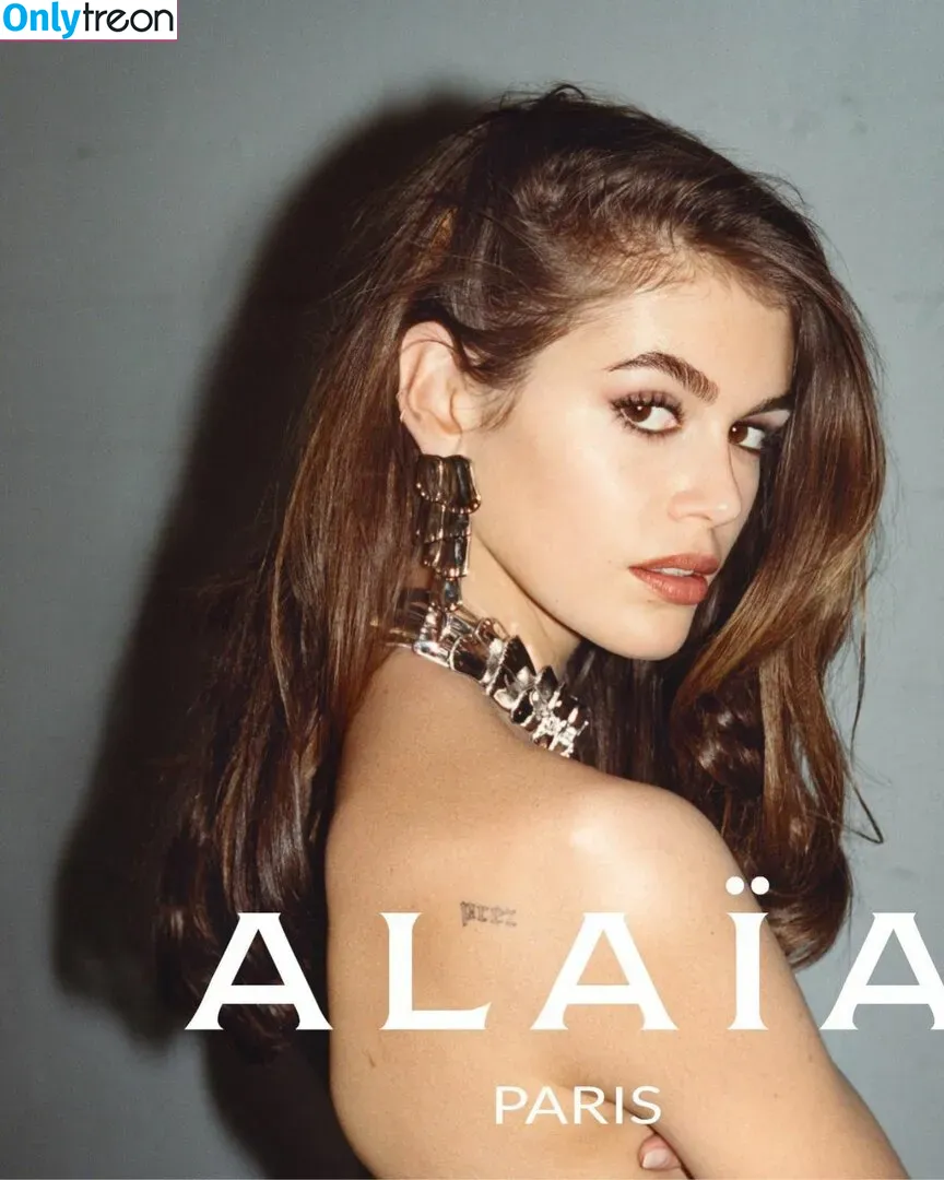 Kaia Gerber голая photo #0128 (KaiaGerber)