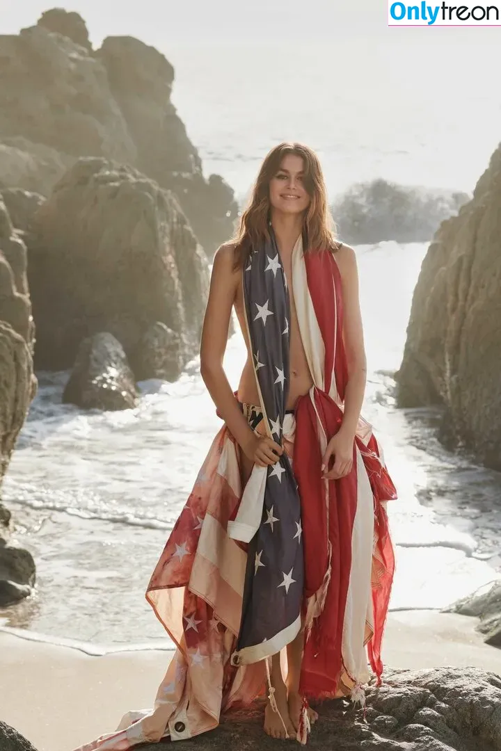 Kaia Gerber голая photo #0138 (KaiaGerber)