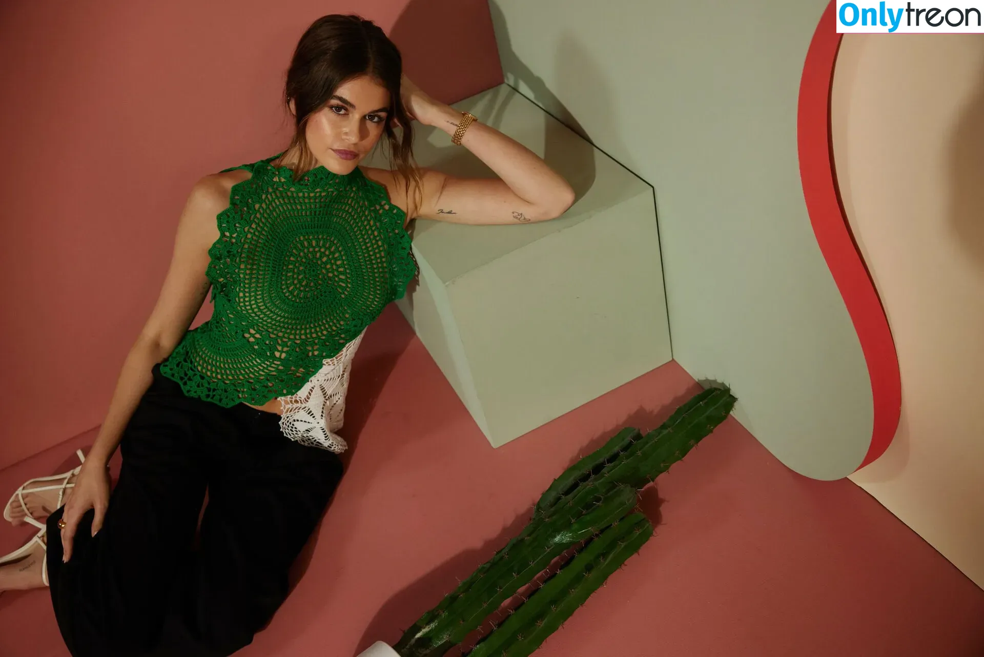 Kaia Gerber nude photo #0150 (KaiaGerber)