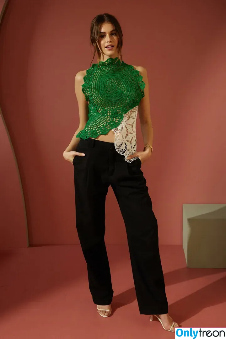 Kaia Gerber голая photo #0153 (KaiaGerber)
