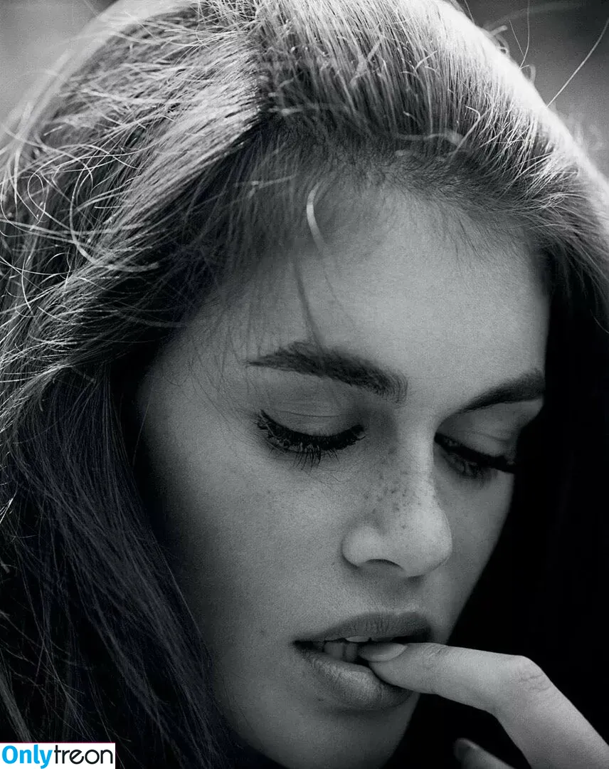 Kaia Gerber голая photo #0210 (KaiaGerber)