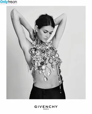 Kaia Gerber / KaiaGerber nude photo #1118