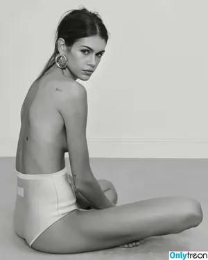 Kaia Gerber / KaiaGerber nude photo #1144