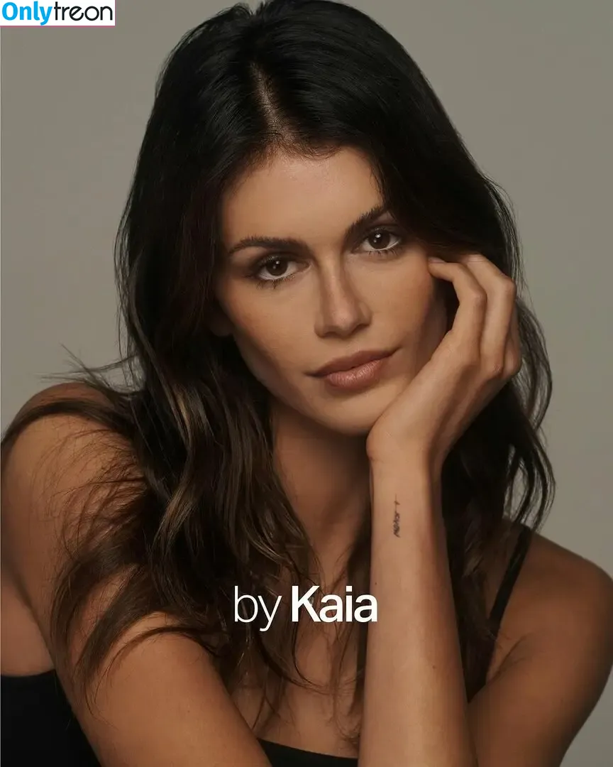Kaia Gerber nude photo #1140 (KaiaGerber)
