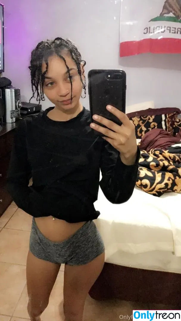 kaisytoes nude photo #0020 (kaaisydinero)