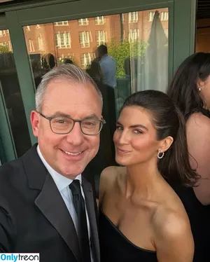 Kaitlan Collins / CNNswoman / kaitlancollins nude photo #0013