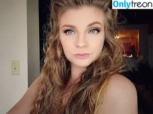 Kaitlin Bennett / LibertyHangout / kait.meow nude photo #0070
