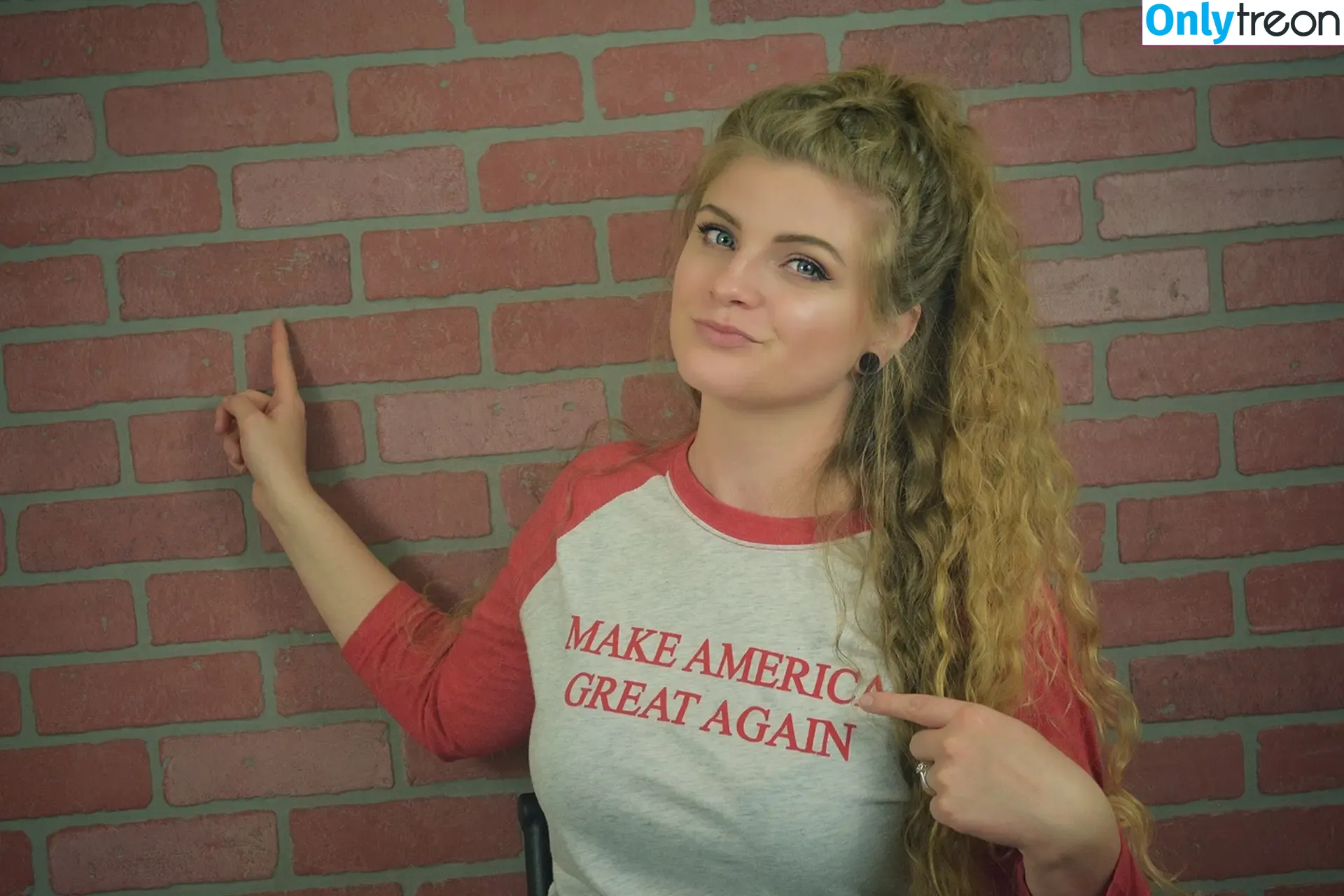 Kaitlin Bennett голая photo #0027 (LibertyHangout / kait.meow)