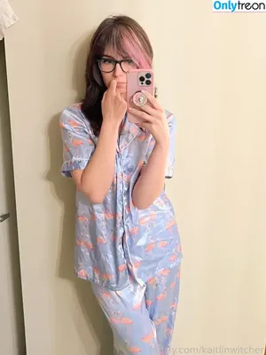 Kaitlin Witcher / kaitlinwitcher / piddleass nude photo #0915