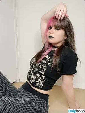 Kaitlin Witcher / kaitlinwitcher / piddleass nude photo #0921