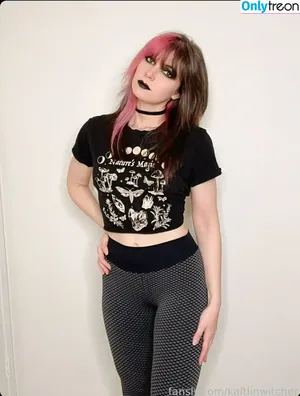 Kaitlin Witcher / kaitlinwitcher / piddleass nude photo #0922