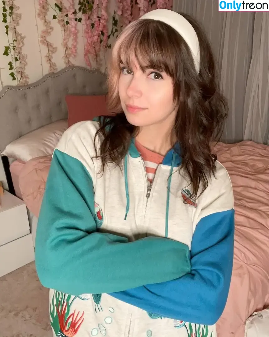 Kaitlin Witcher nude photo #0709 (kaitlinwitcher / piddleass)