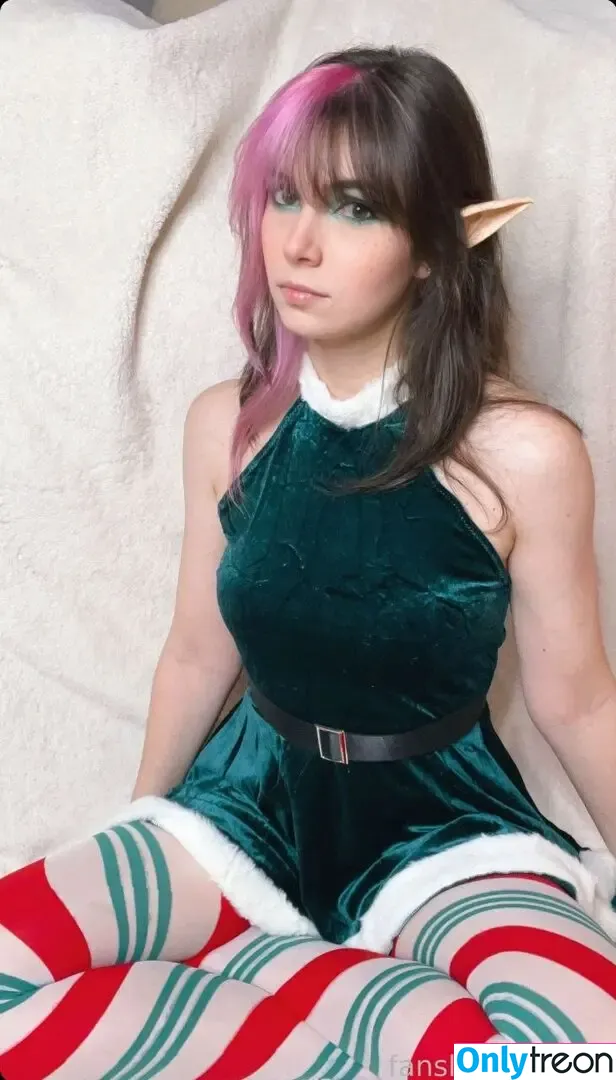 Kaitlin Witcher nude photo #0717 (kaitlinwitcher / piddleass)